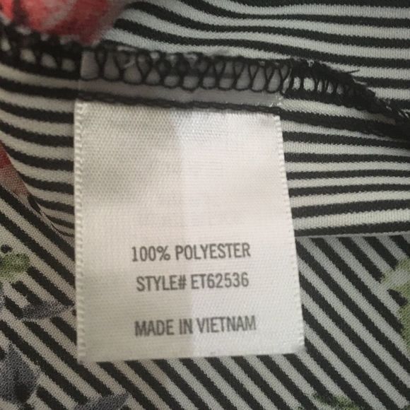 Francescas STRIPED OFF SHOULDER BELL SLEEVE TOP - Picture 6 of 8